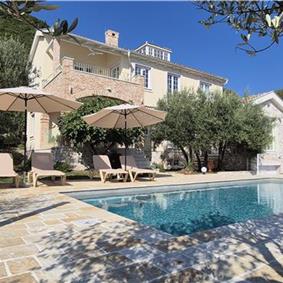 4 bedroom villa with pool and sea views, Kumbor, sleeps 8-10